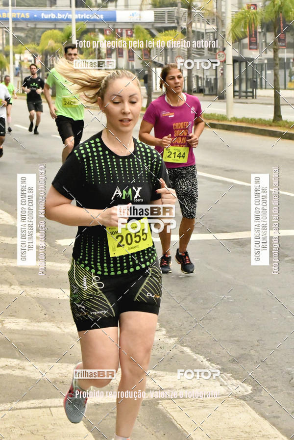 Buy your photos of the eventMeia Maratona de Blumenau on Fotop