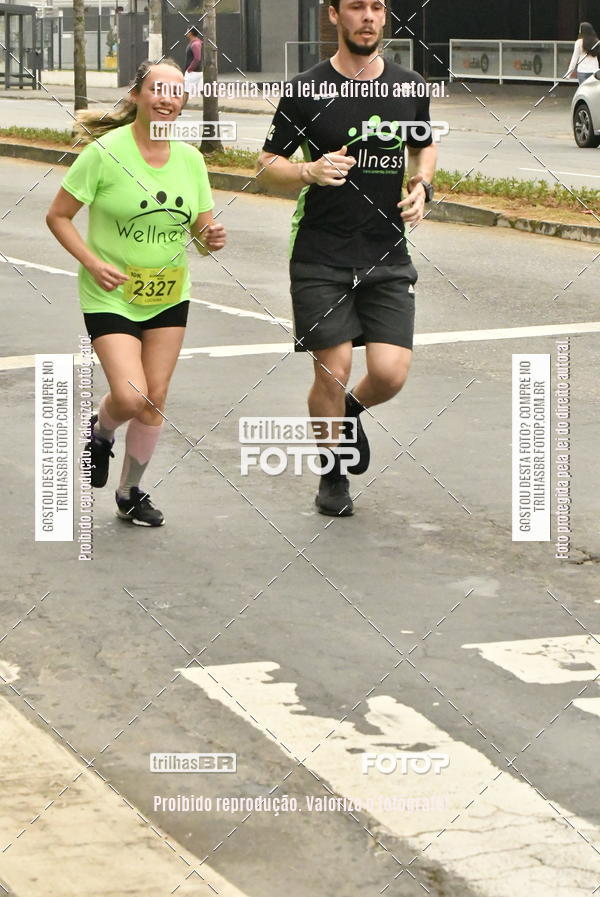 Buy your photos of the eventMeia Maratona de Blumenau on Fotop