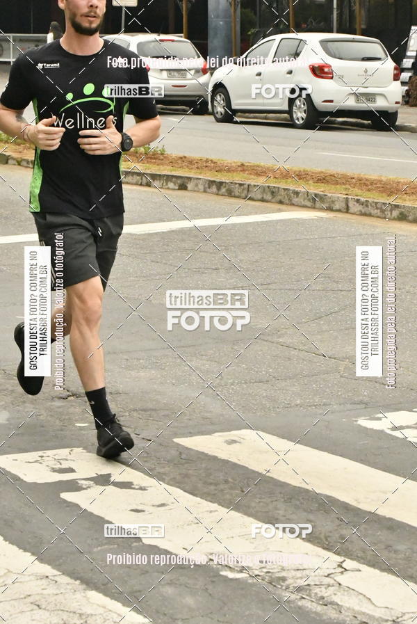 Buy your photos of the eventMeia Maratona de Blumenau on Fotop