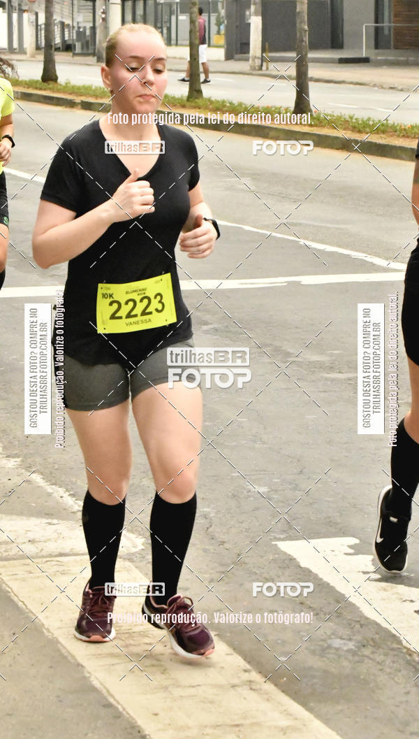 Buy your photos of the eventMeia Maratona de Blumenau on Fotop