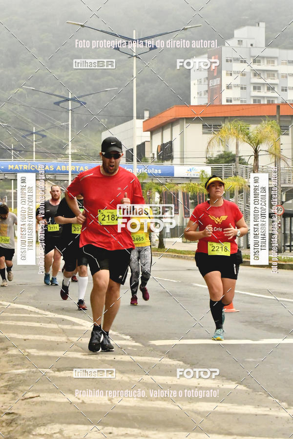Buy your photos of the eventMeia Maratona de Blumenau on Fotop