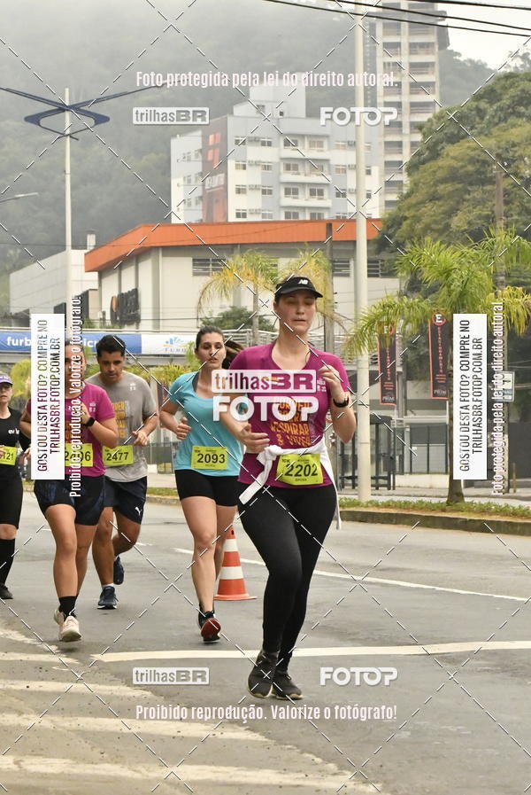 Buy your photos of the eventMeia Maratona de Blumenau on Fotop