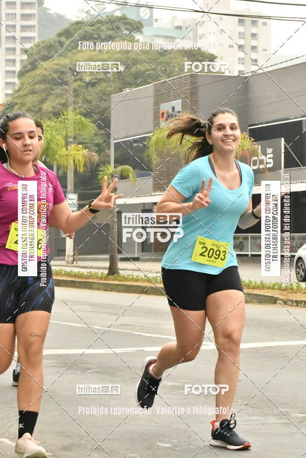 Buy your photos of the eventMeia Maratona de Blumenau on Fotop