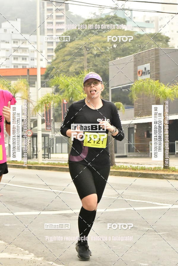 Buy your photos of the eventMeia Maratona de Blumenau on Fotop