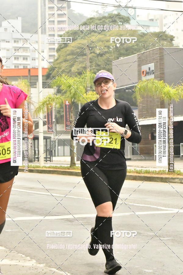 Buy your photos of the eventMeia Maratona de Blumenau on Fotop