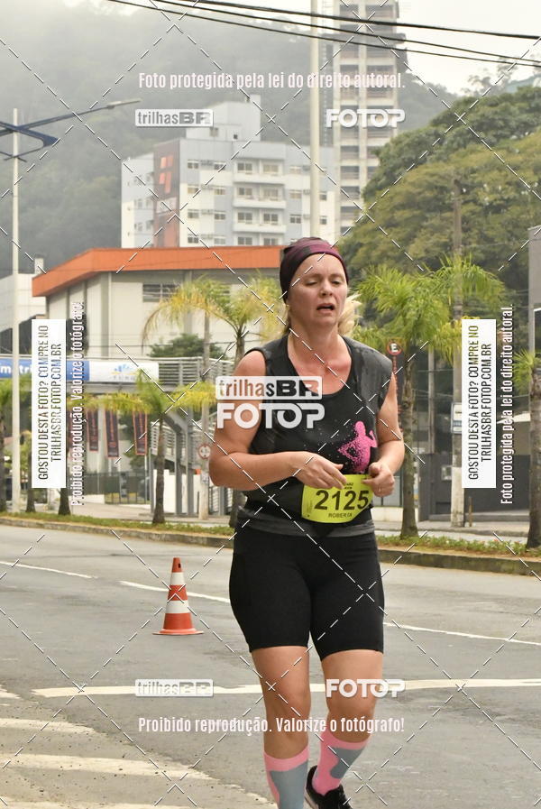 Buy your photos of the eventMeia Maratona de Blumenau on Fotop