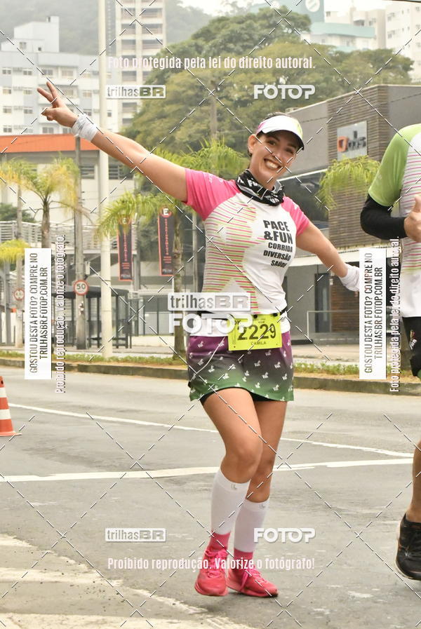Buy your photos of the eventMeia Maratona de Blumenau on Fotop