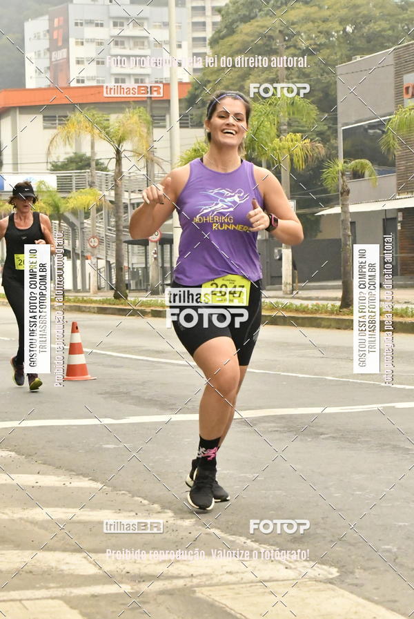 Buy your photos of the eventMeia Maratona de Blumenau on Fotop