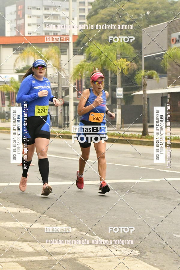 Buy your photos of the eventMeia Maratona de Blumenau on Fotop