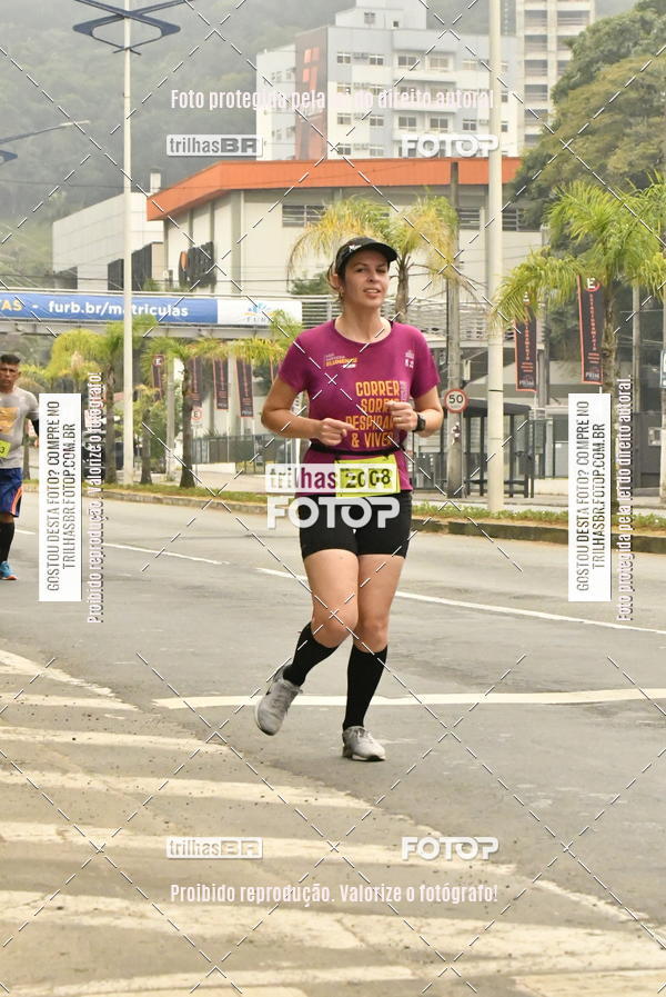 Buy your photos of the eventMeia Maratona de Blumenau on Fotop