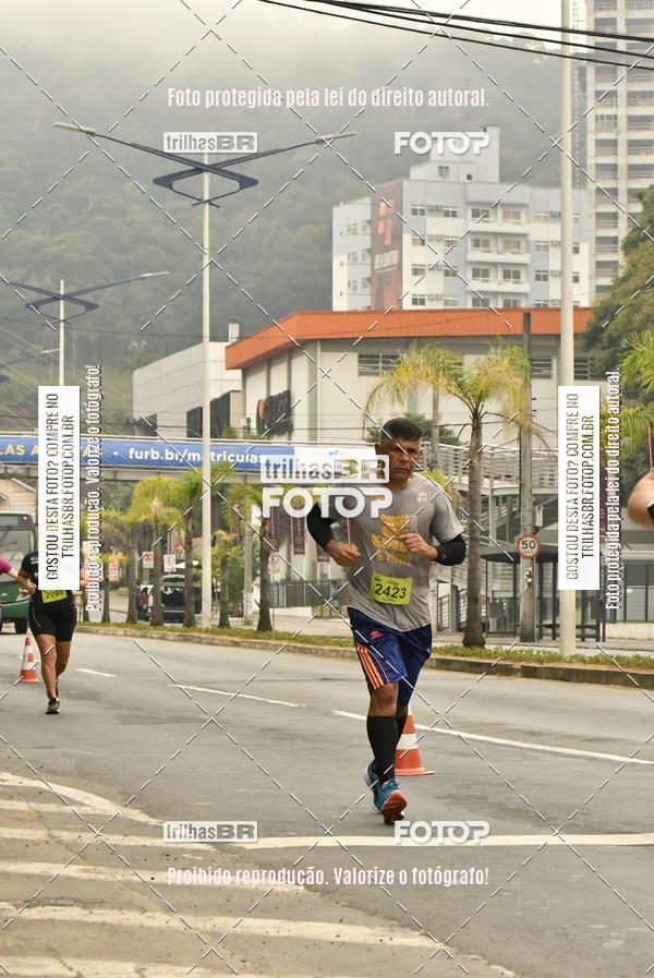 Buy your photos of the eventMeia Maratona de Blumenau on Fotop