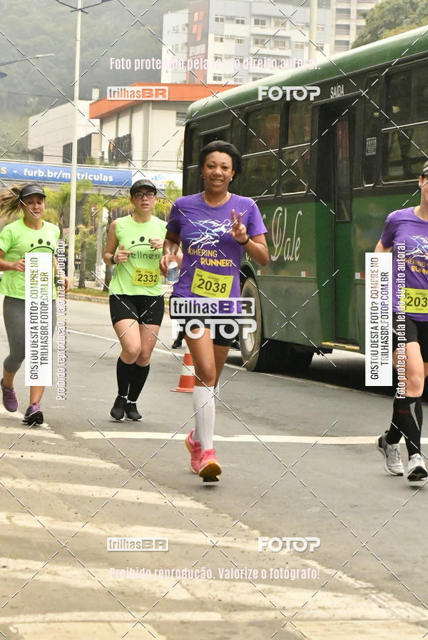 Buy your photos of the eventMeia Maratona de Blumenau on Fotop