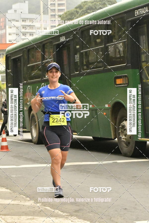 Buy your photos of the eventMeia Maratona de Blumenau on Fotop