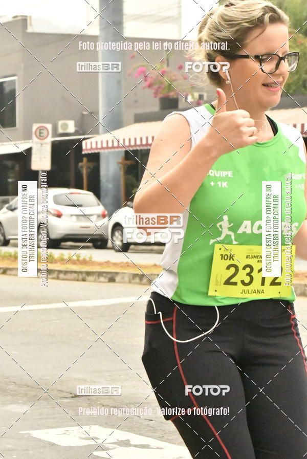 Buy your photos of the eventMeia Maratona de Blumenau on Fotop