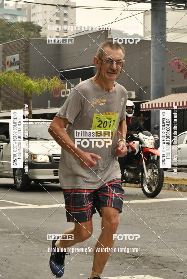 Buy your photos of the eventMeia Maratona de Blumenau on Fotop