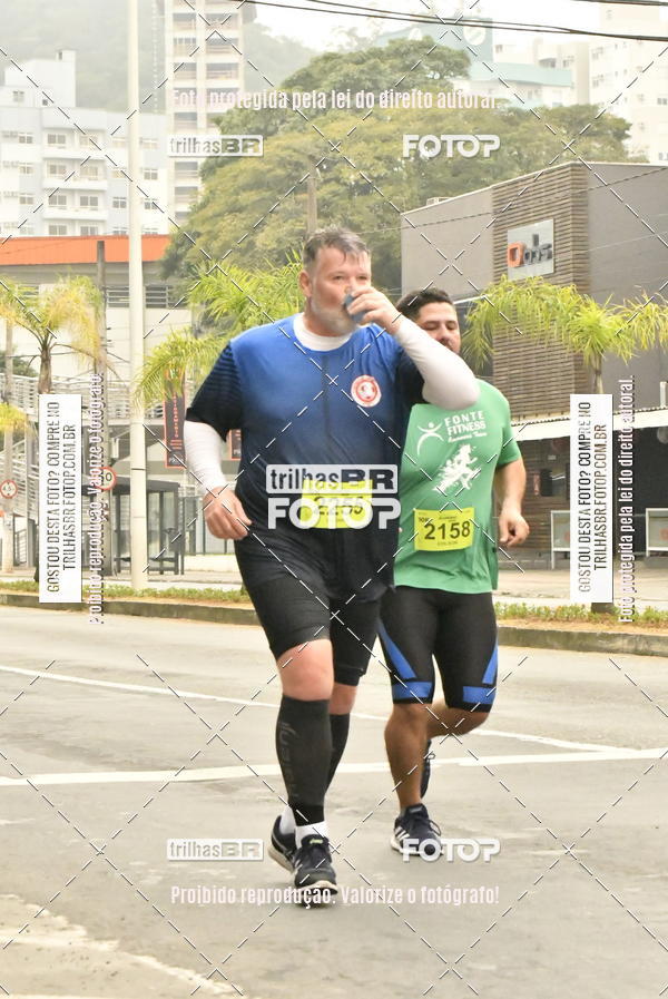 Buy your photos of the eventMeia Maratona de Blumenau on Fotop