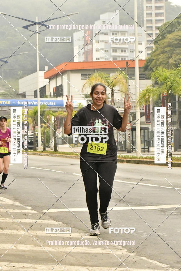Buy your photos of the eventMeia Maratona de Blumenau on Fotop