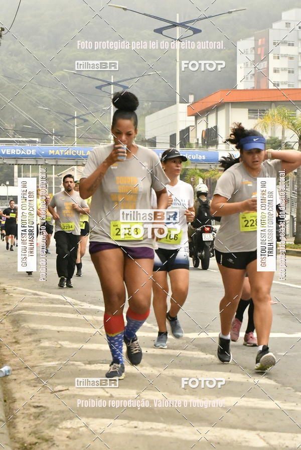Buy your photos of the eventMeia Maratona de Blumenau on Fotop