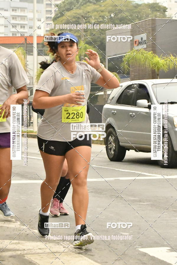 Buy your photos of the eventMeia Maratona de Blumenau on Fotop