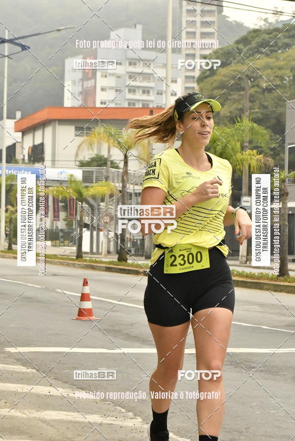 Buy your photos of the eventMeia Maratona de Blumenau on Fotop