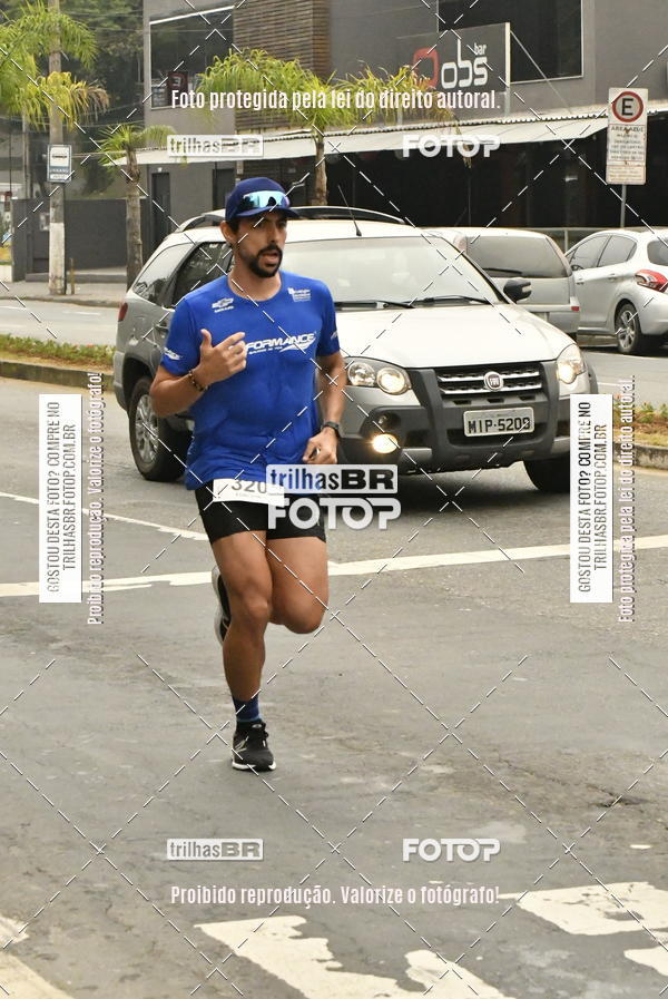 Buy your photos of the eventMeia Maratona de Blumenau on Fotop