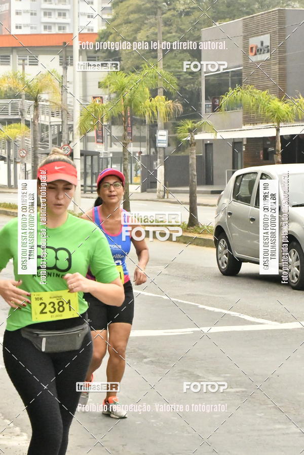 Buy your photos of the eventMeia Maratona de Blumenau on Fotop