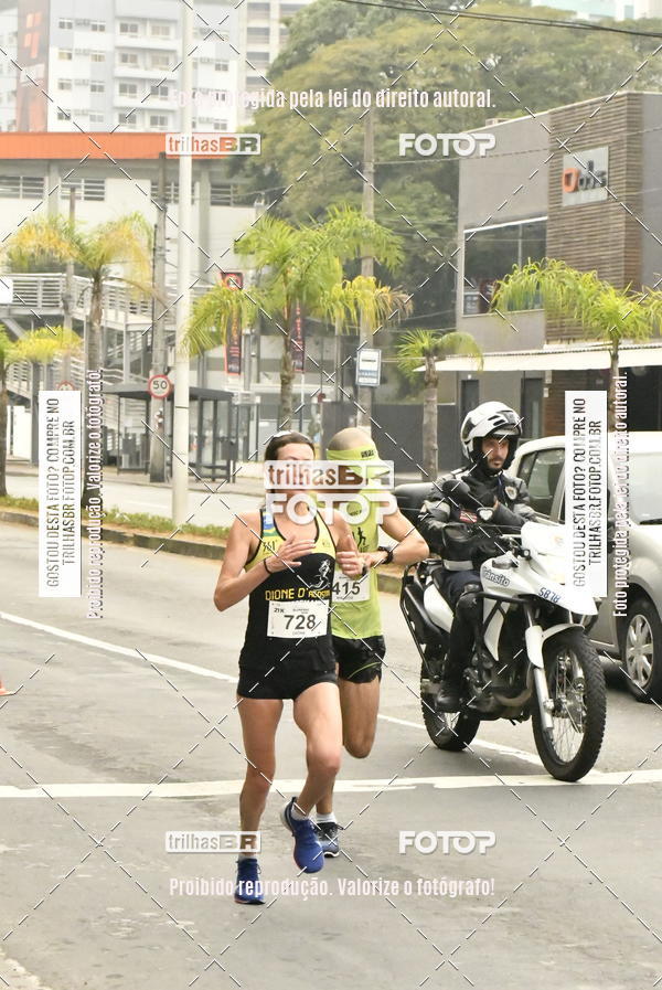 Buy your photos of the eventMeia Maratona de Blumenau on Fotop