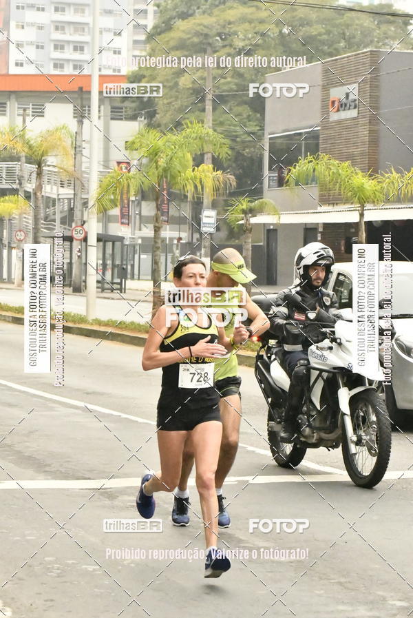 Buy your photos of the eventMeia Maratona de Blumenau on Fotop