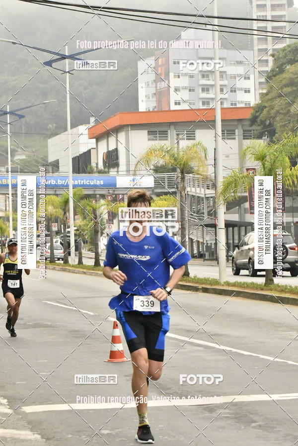 Buy your photos of the eventMeia Maratona de Blumenau on Fotop