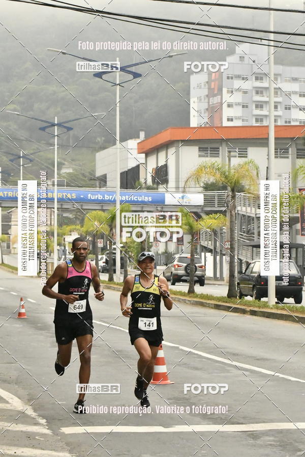 Buy your photos of the eventMeia Maratona de Blumenau on Fotop