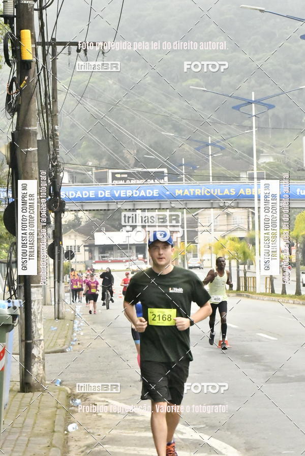 Buy your photos of the eventMeia Maratona de Blumenau on Fotop