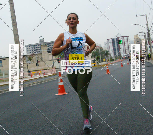 Buy your photos of the eventMeia Maratona de Blumenau on Fotop
