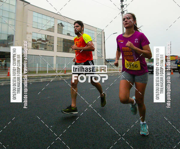 Buy your photos of the eventMeia Maratona de Blumenau on Fotop