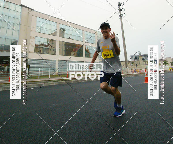 Buy your photos of the eventMeia Maratona de Blumenau on Fotop