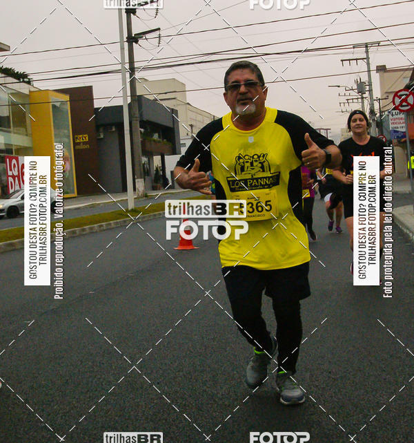 Buy your photos of the eventMeia Maratona de Blumenau on Fotop