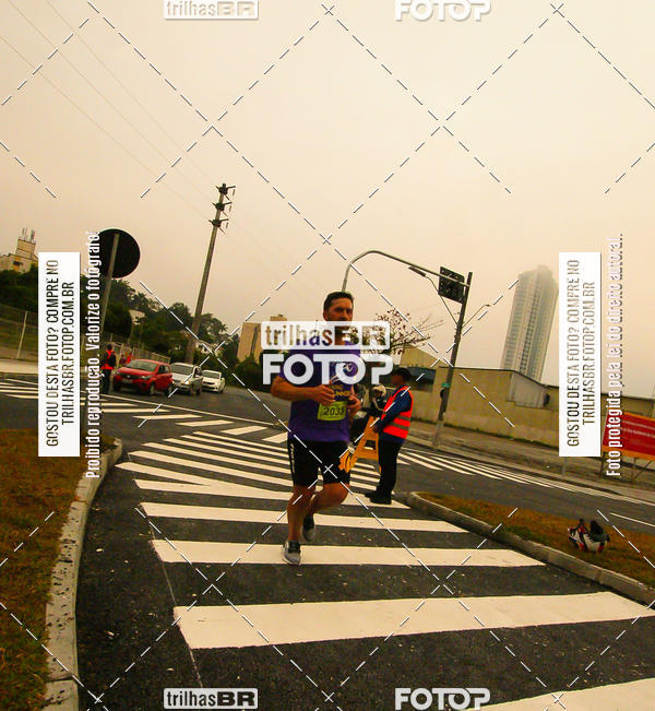 Buy your photos of the eventMeia Maratona de Blumenau on Fotop