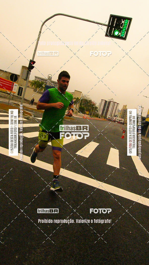 Buy your photos of the eventMeia Maratona de Blumenau on Fotop