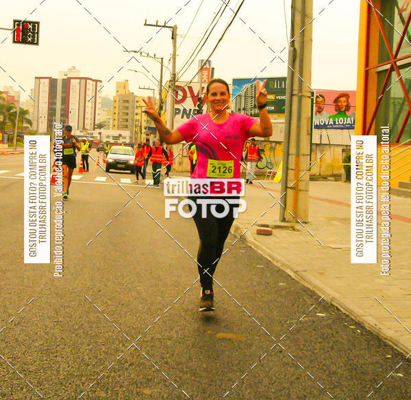 Buy your photos of the eventMeia Maratona de Blumenau on Fotop