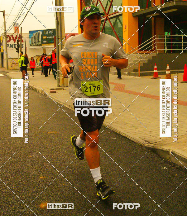 Buy your photos of the eventMeia Maratona de Blumenau on Fotop