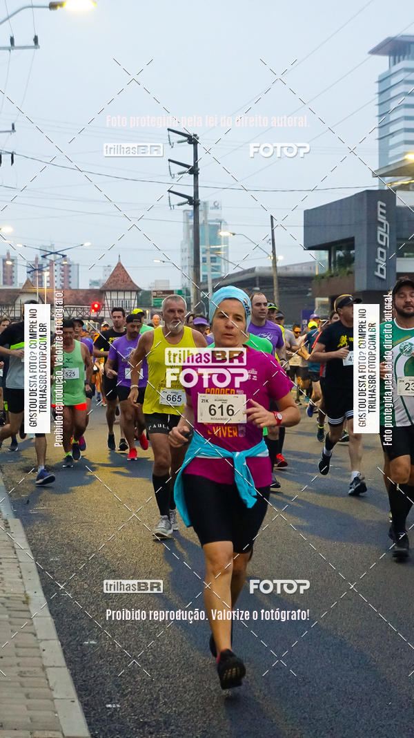Buy your photos of the eventMeia Maratona de Blumenau on Fotop