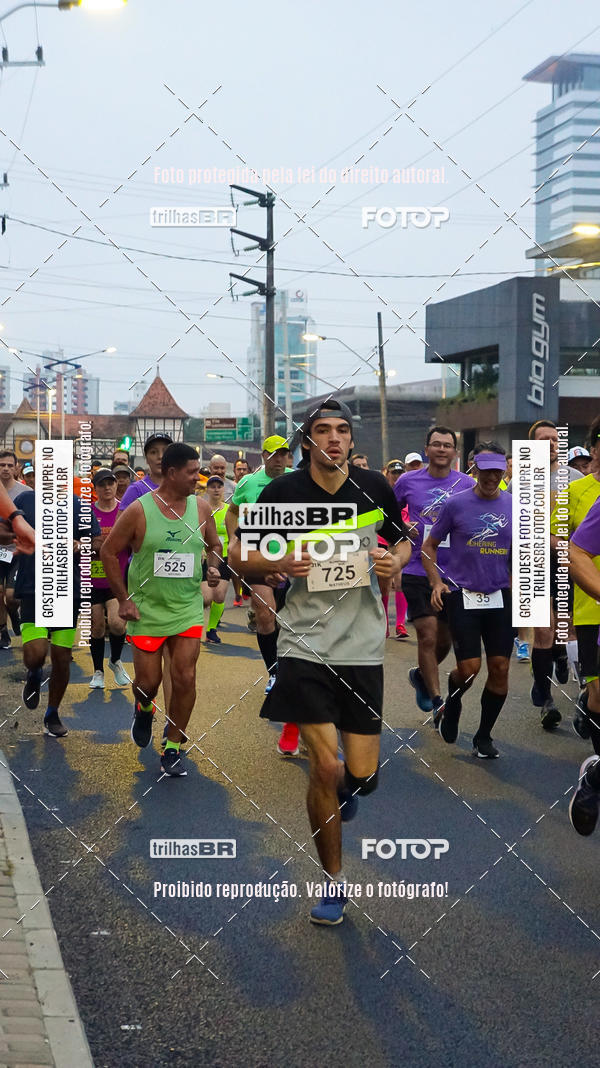 Buy your photos of the eventMeia Maratona de Blumenau on Fotop