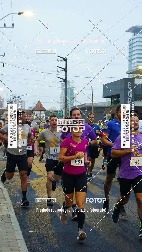 Buy your photos of the eventMeia Maratona de Blumenau on Fotop