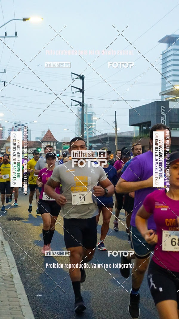 Buy your photos of the eventMeia Maratona de Blumenau on Fotop