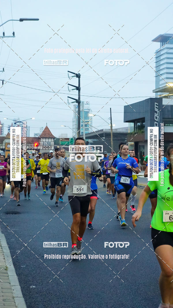 Buy your photos of the eventMeia Maratona de Blumenau on Fotop
