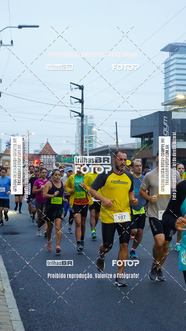 Buy your photos of the eventMeia Maratona de Blumenau on Fotop