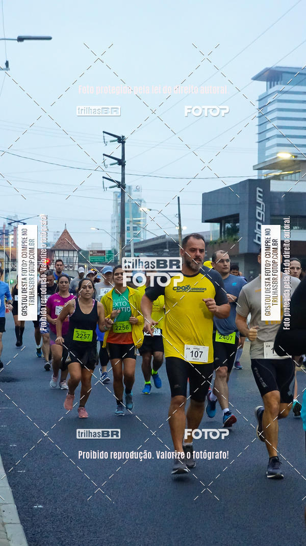 Buy your photos of the eventMeia Maratona de Blumenau on Fotop