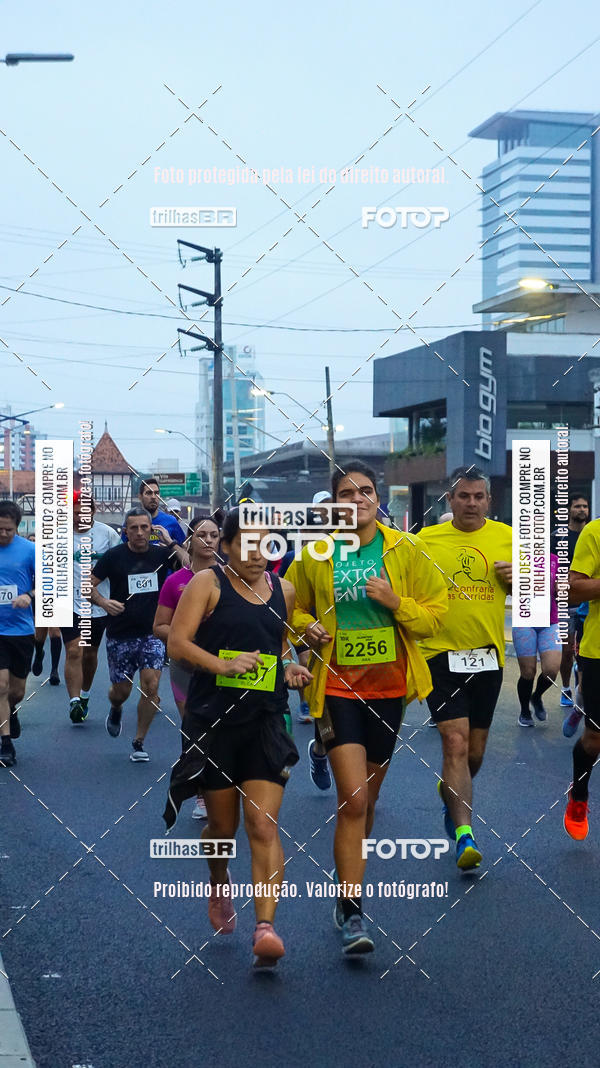 Buy your photos of the eventMeia Maratona de Blumenau on Fotop