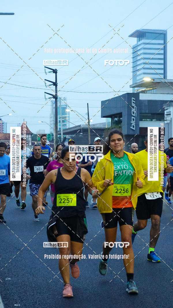 Buy your photos of the eventMeia Maratona de Blumenau on Fotop