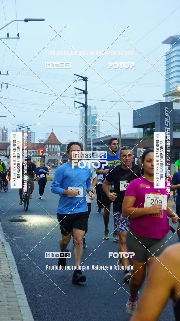 Buy your photos of the eventMeia Maratona de Blumenau on Fotop