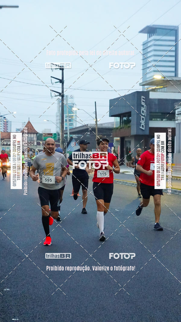 Buy your photos of the eventMeia Maratona de Blumenau on Fotop